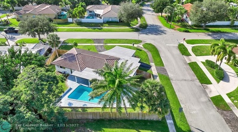 400 15th Ave, Boca Raton FL  33486-4465 exterior