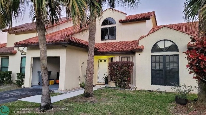 18596 Woodstream Dr, Boca Raton FL 33498-6332 exterior