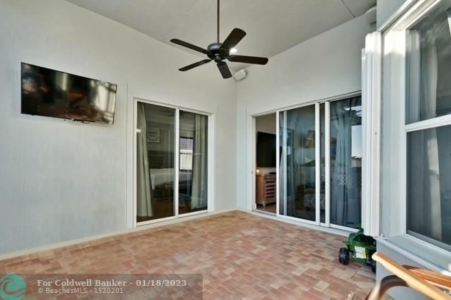 10682 Paso Fino Dr, Lake Worth FL 33449-8021 exterior