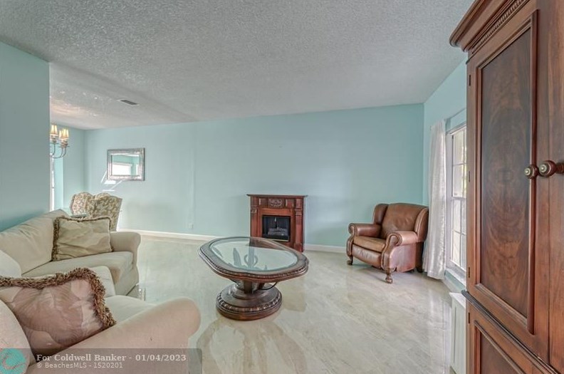 12221 Quilting Ln, Boca Raton FL  33428-4638 exterior