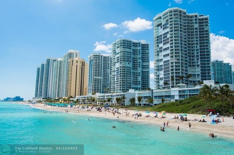 17720 Bay Rd, Miami FL 33160-2865 exterior