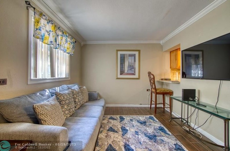 3513 Shore Rd, Hollywood FL  33023-4979 exterior