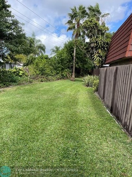 8278 Boca Rio Dr, Boca Raton FL 33433-8317 exterior