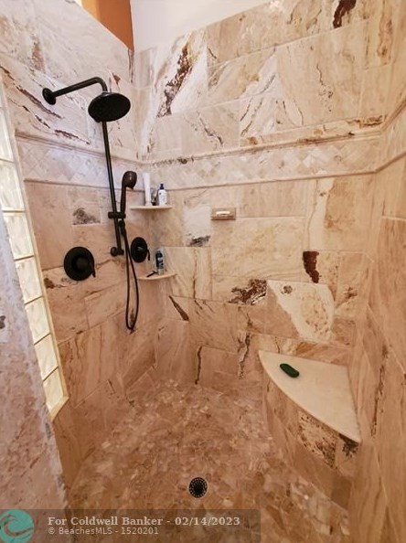 8234 Sanctuary Dr, Hobe Sound FL  33455-3960 exterior