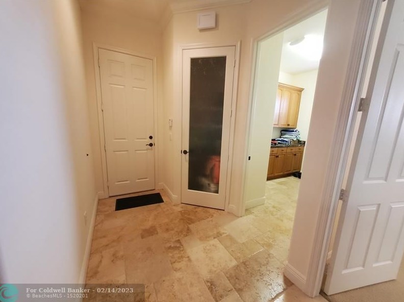 8234 Sanctuary Dr, Hobe Sound FL  33455-3960 exterior