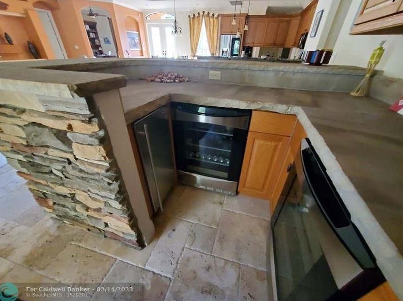8234 Sanctuary Dr, Hobe Sound FL  33455-3960 exterior