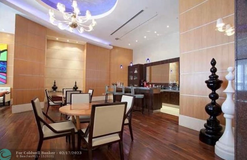 244 Biscayne Blvd, Miami FL 33132-2219 exterior