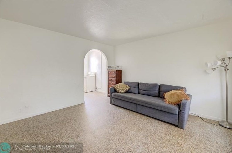 2025 Taylor St, Hollywood FL  33020-4514 exterior