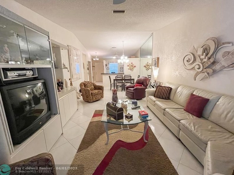 8673 Sunbird Pl, Boca Raton FL 33496-5086 exterior