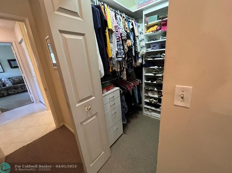 8673 Sunbird Pl, Boca Raton FL 33496-5086 exterior