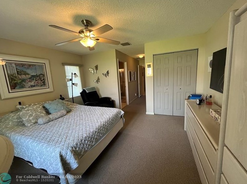 8673 Sunbird Pl, Boca Raton FL 33496-5086 exterior