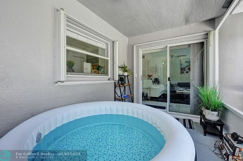 10561 Paso Fino Dr, Lake Worth FL  33449-8009 exterior