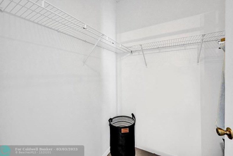 10561 Paso Fino Dr, Lake Worth FL  33449-8009 exterior