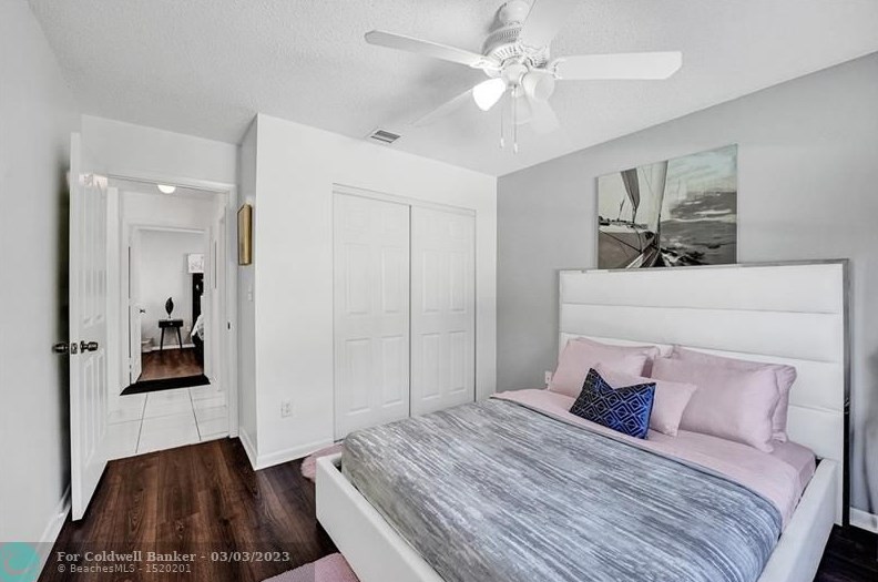 10561 Paso Fino Dr, Lake Worth FL  33449-8009 exterior