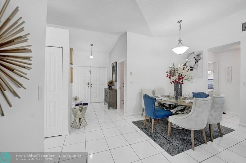 10561 Paso Fino Dr, Lake Worth FL  33449-8009 exterior