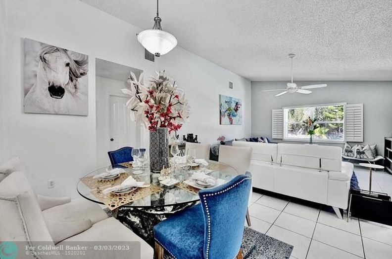 10561 Paso Fino Dr, Lake Worth FL  33449-8009 exterior