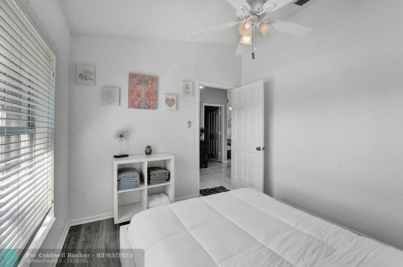 10561 Paso Fino Dr, Lake Worth FL  33449-8009 exterior