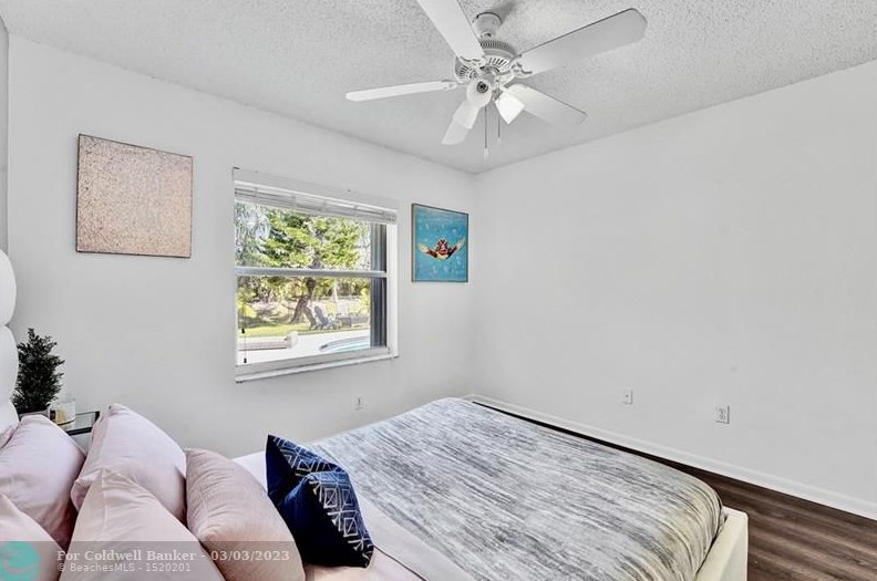 10561 Paso Fino Dr, Lake Worth FL  33449-8009 exterior