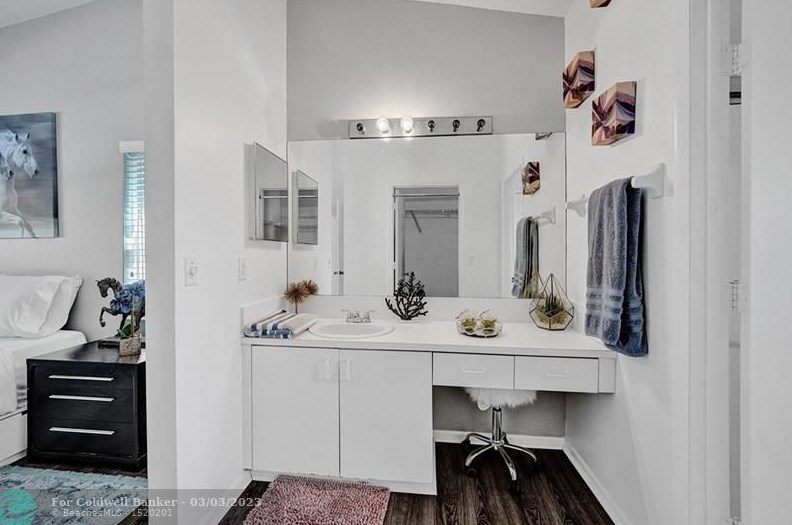 10561 Paso Fino Dr, Lake Worth FL  33449-8009 exterior