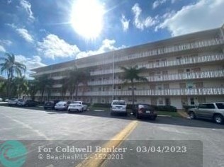 4650 Washington St, Hollywood FL  33021-7669 exterior