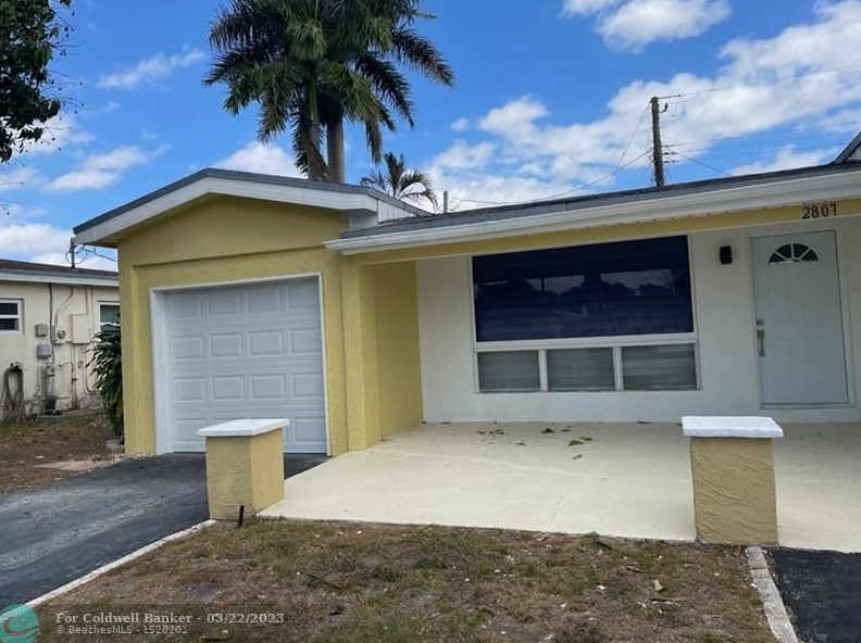 2807 Island Dr, Hollywood FL  33023-5808 exterior