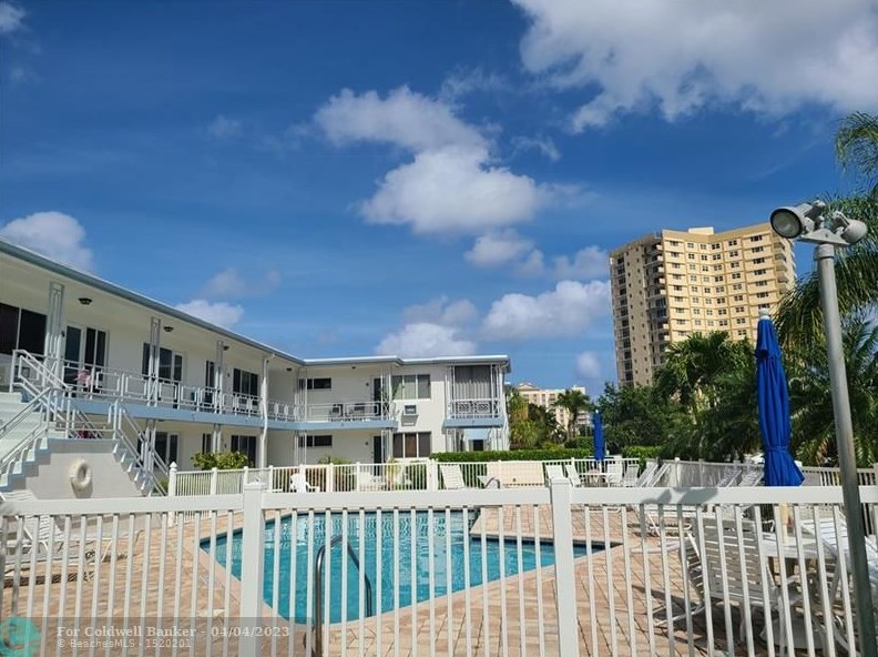 3201 12th St, Pompano Beach FL  33062-8112 exterior