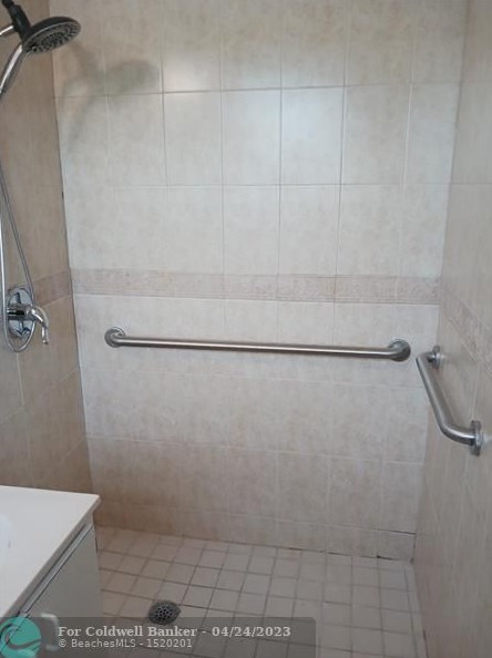 3065 87th St, Miami FL  33147-3747 exterior