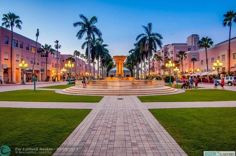 9648 Richmond Cir, Boca Raton FL  33434-2329 exterior