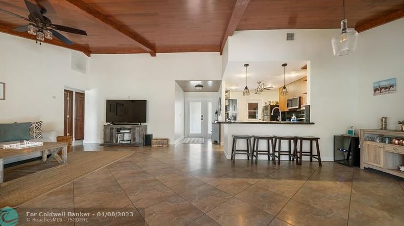 9648 Richmond Cir, Boca Raton FL  33434-2329 exterior