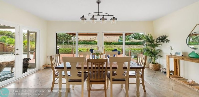 9648 Richmond Cir, Boca Raton FL  33434-2329 exterior