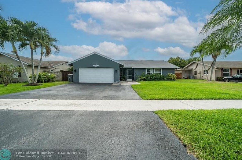 9648 Richmond Cir, Boca Raton FL  33434-2329 exterior