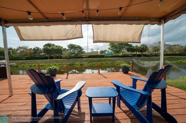 9648 Richmond Cir, Boca Raton FL  33434-2329 exterior