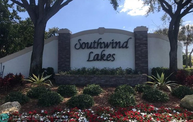 9339 Southampton Pl, Boca Raton FL  33434-2858 exterior