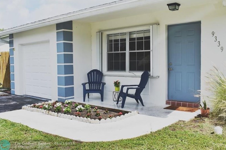 9339 Southampton Pl, Boca Raton FL  33434-2858 exterior