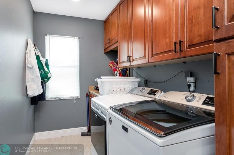 6148 Vista Linda Ln, Boca Raton FL  33433-8225 exterior