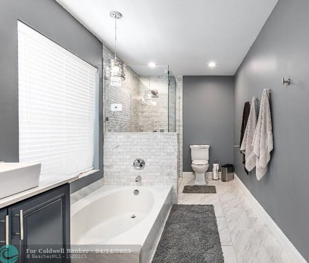 6148 Vista Linda Ln, Boca Raton FL  33433-8225 exterior