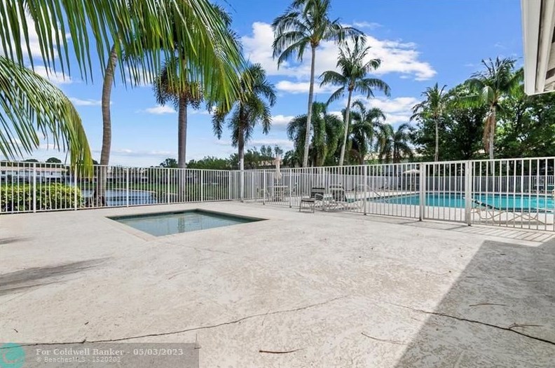 154 Timberwalk Trl, Jupiter FL  33458-5574 exterior