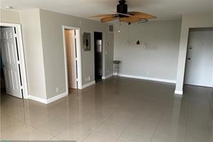 105 S Riverside Dr, Pompano Beach, FL 33062 - Photo 5