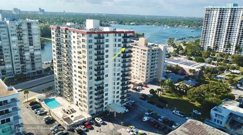 1501 Ocean Dr, Hollywood FL  33019-2331 exterior