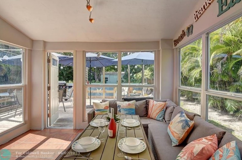 1516 Plunkett St, Hollywood FL 33020-5765 exterior