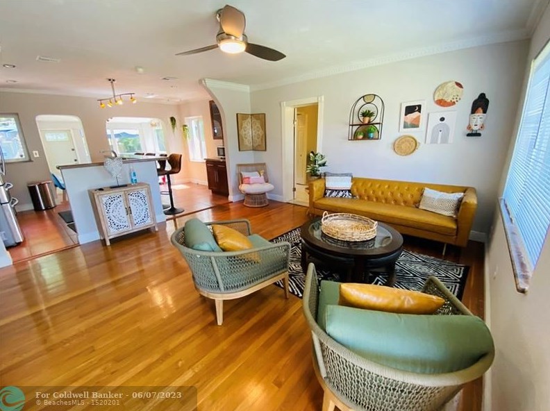 1516 Plunkett St, Hollywood FL 33020-5765 exterior