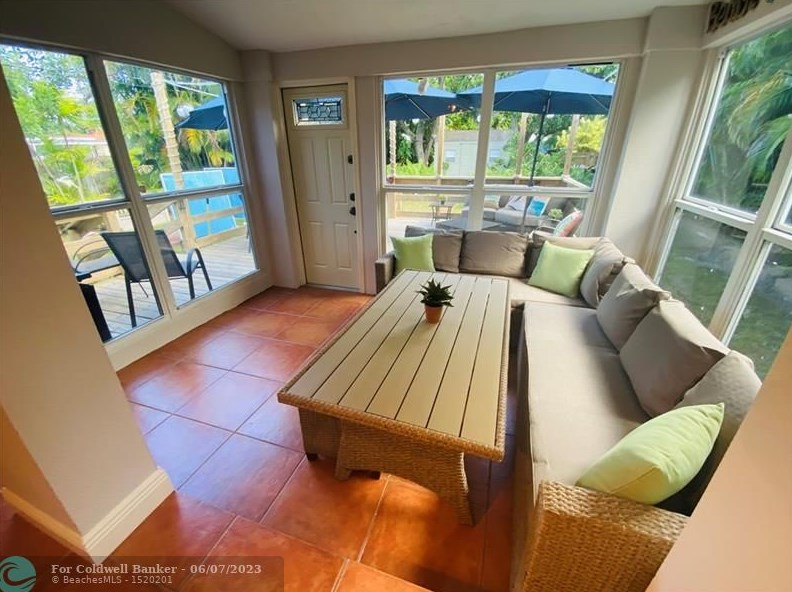 1516 Plunkett St, Hollywood FL 33020-5765 exterior