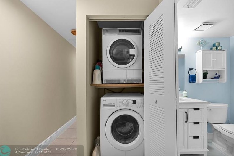 9986 Boca Gardens Trl, Boca Raton FL exterior