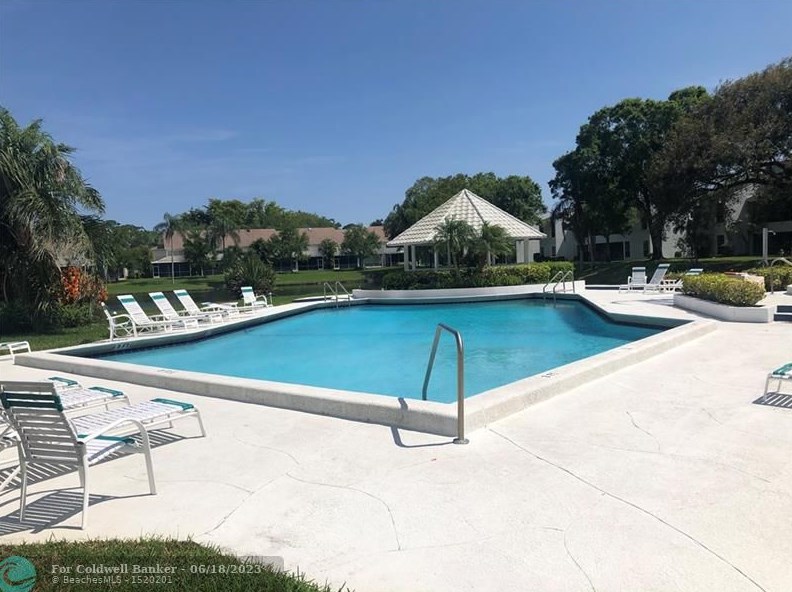 6045 Old Court Rd, Boca Raton FL  33433-7820 exterior