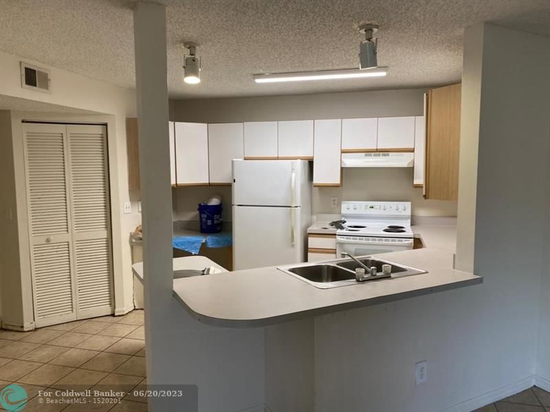 4015 W McNab Rd 109D, Pompano Beach, FL 33069 MLS F10385829