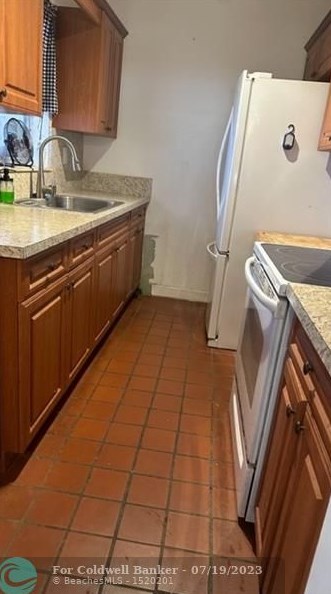 1445 175 St, Miami FL 33187-1790 exterior