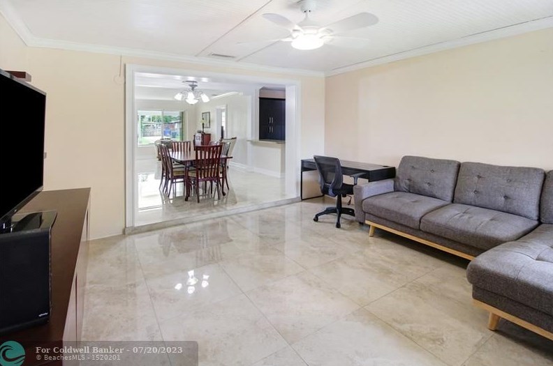 7251 Arthur St, Hollywood FL 33024-5418 exterior