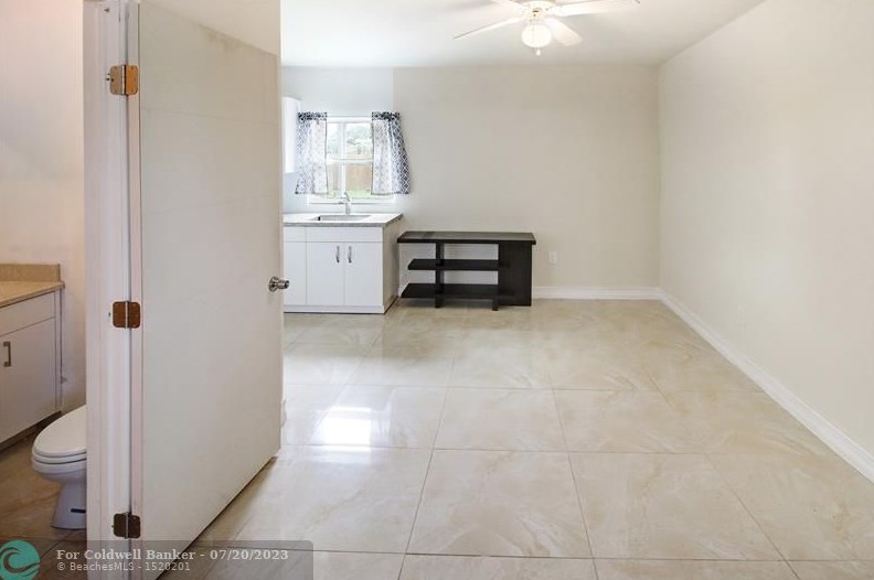 7251 Arthur St, Hollywood FL 33024-5418 exterior