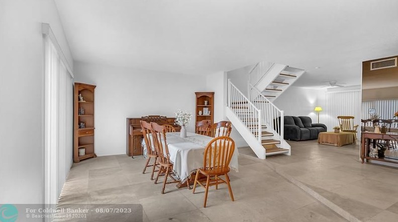 4944 Sheridan St, Hollywood FL 33026-1422 exterior