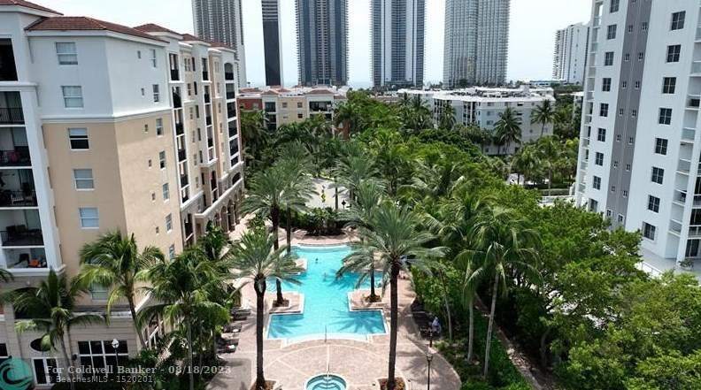 17150 Bay Rd, Miami FL 33160-3413 exterior